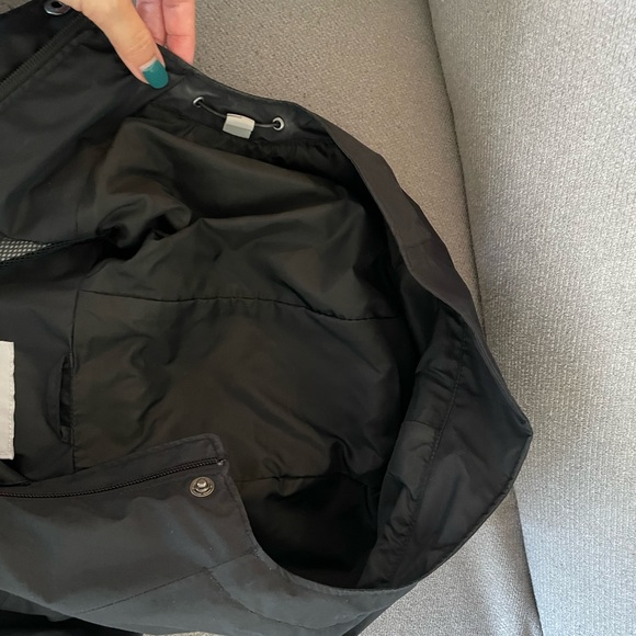 ❌SOLD❌ Columbia rain jacket - Picture 6 of 13